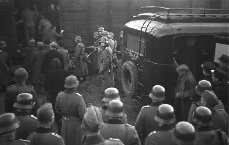 LA RAFLE DU VIEUX PORT EN 1943